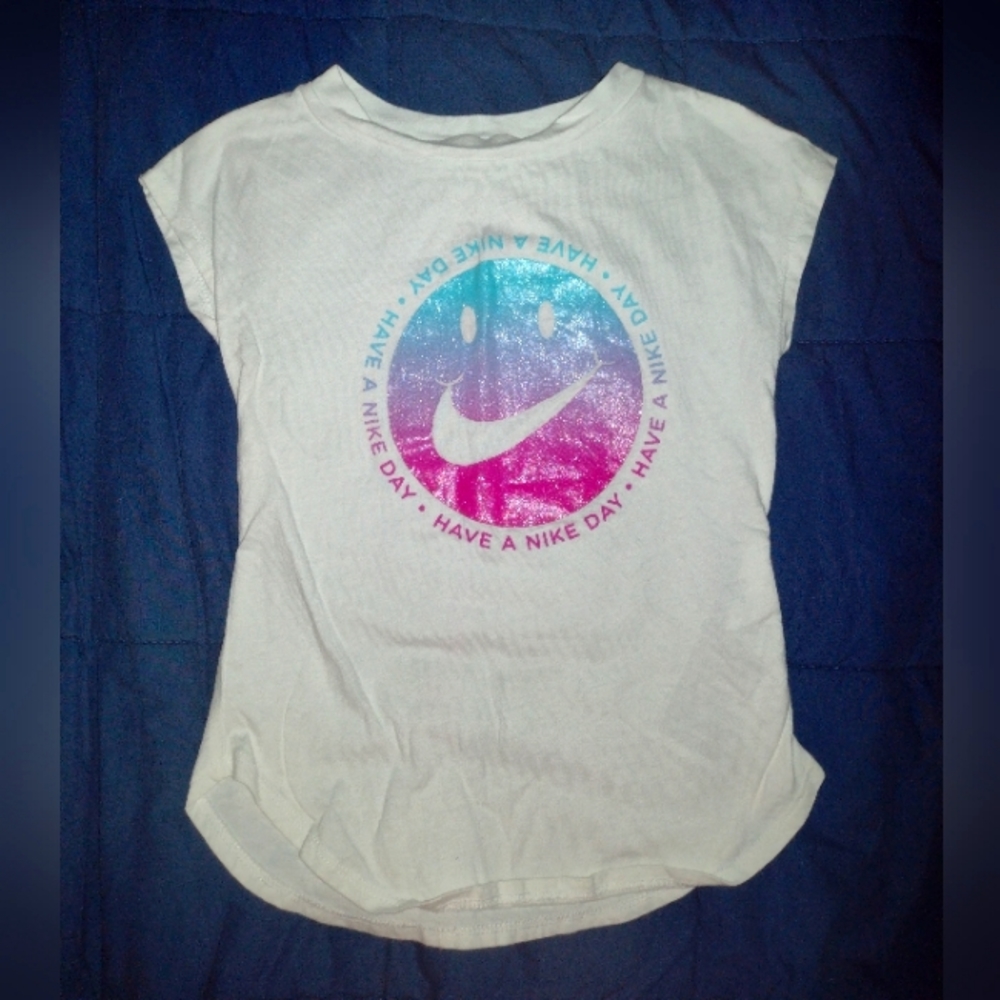 Nike Girl's Have a Nice Day Shirt Size 4T